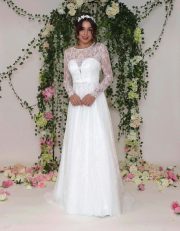 Langärmliges Spitzen Brautkleid im Vintage-Stil , aus Tüll und zarter filigrane Spitze