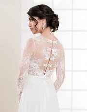 Bodenlanges Brautkleid mit langen Ärmeln und Spitze Seitenansicht