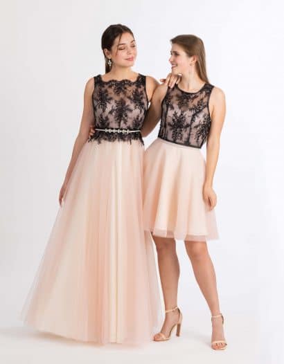 Langes und kurzes Ballkleid mit schwarzem Spitzen-Oberteil und altrosa Tüllrock